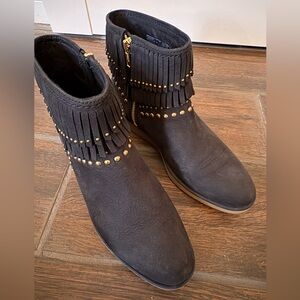 UGG, Suede, Fringe Ankle Boots with Gold Accents, Navy Size 7
